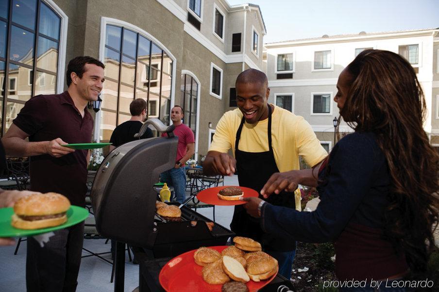 Staybridge Suites Oklahoma City, An Ihg Hotel Restaurace fotografie